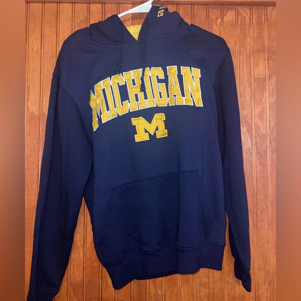Michigan Hoodie Sweatshirt Size XL